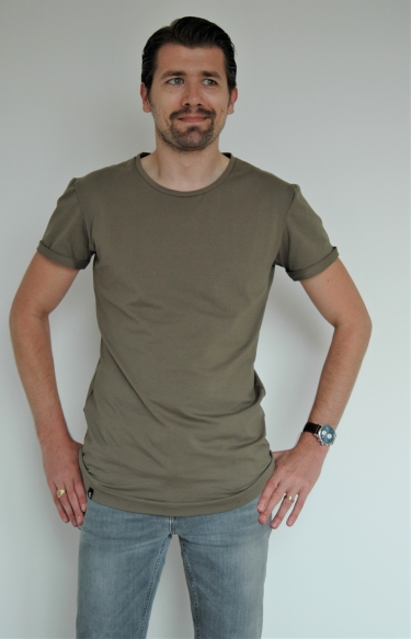 T-SHIRT - OLIVE